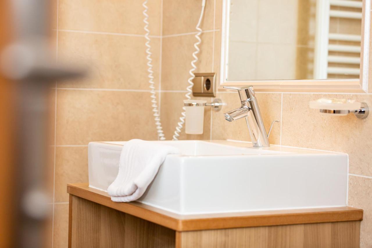 Residence Gruene Laterne - Lanterna Verde Sexten Екстериор снимка