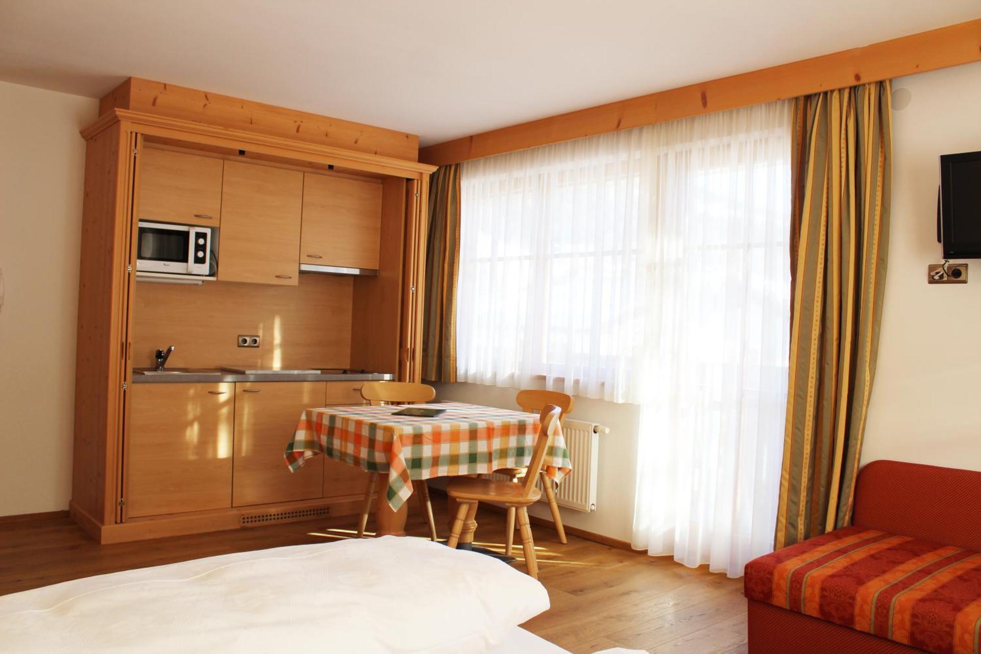 Residence Gruene Laterne - Lanterna Verde Sexten Екстериор снимка