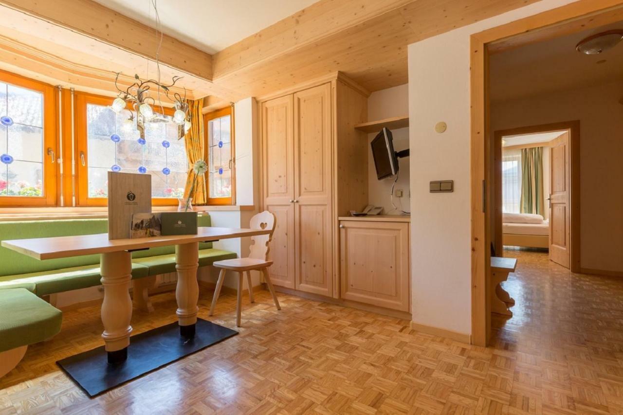 Residence Gruene Laterne - Lanterna Verde Sexten Екстериор снимка